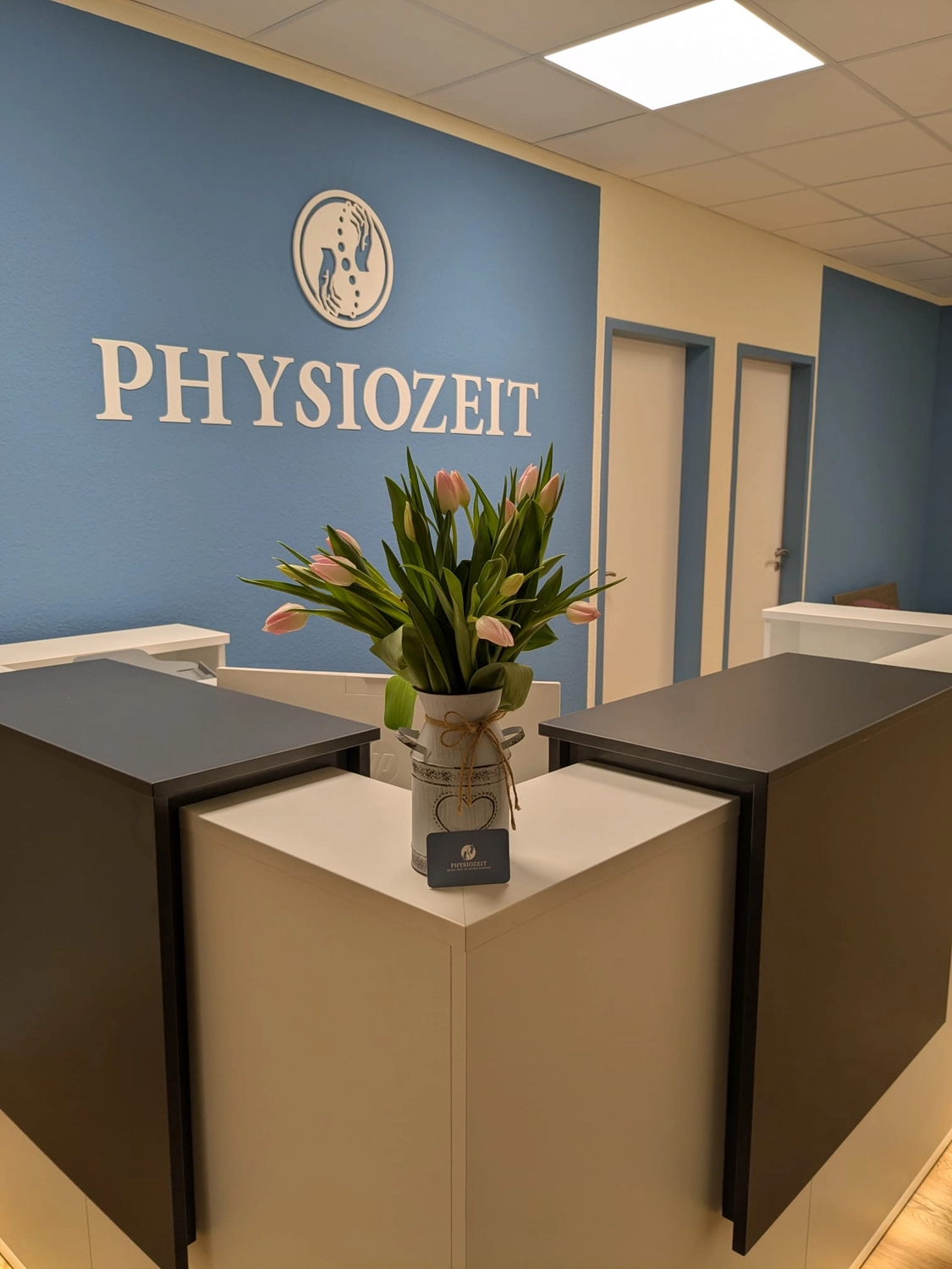 Beweglichkeit und Schmerztherapie, Rückenschmerzen Therapie Brandenburg,  Manuelle Therapie & Krankengymnastik , Präventive Physiotherapie Maßnahmen , Physiotherapeut Termine online vereinbaren , barrierefreie Physiotherapie Praxis Brandenburg
